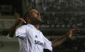 Zinedine_zidane_2005_cropped