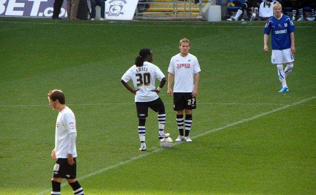 Swansea_City(c)Flickr@JonCandy