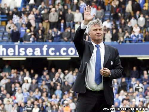 (c)Hiddink_Chelsea_henryhuynhdotucozdotcom