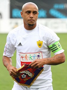448px-Roberto_Carlos_2011