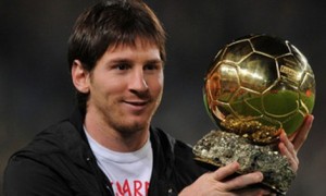 (c)fifa-games.com_Messi-Lionel-2010-fifa-ballon-d-or-award-2010-470x282
