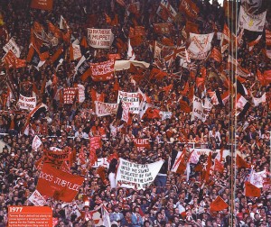 Stretty end(c)therepublikofmancunia.com Manchester United