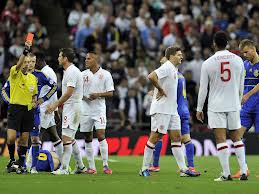 Steven Gerrard saw red