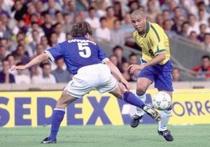 (c)_Cannavaro-Ronaldo_nazionaleitalianacalcio(dot)it Cannavaro