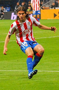 Athletico Madrid left back Filipe Luis in La Liga action