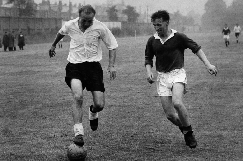 Sir Stanley Matthews (L) and Roger Byrne (1955)