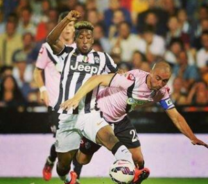 coman in juve shirt