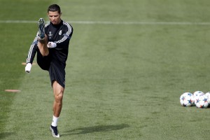 REAL MADRID TRAINING SESSION