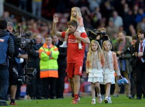 Gerrard with his daughters applauding the Anfield crowd for the last time
