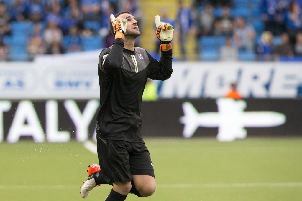 Eduardo will provide healthy competition to Courtois and Begovic. EPA/Svein Ove Ekornesvaag NORWAY OUT
