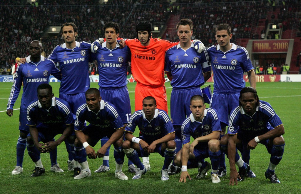 epa01353273 Chelsea team prior to the UEFA Champions League final between Manchester United and FC Chelsea at the Luzhniki stadium in Moscow, Russia, 21 May 2008. Standing from left: Claude Makalele, Ricardo Carvalho, Michael Ballack, Petr Cech, John Terry, Frank Lampard. Bottom from left: Michael Essien, Florent Malouda, Ashley Cole, Joe Cole, Didier Drogba. EPA/ANATOLY MALTSEV NO MOBILE PHONE DEVICES