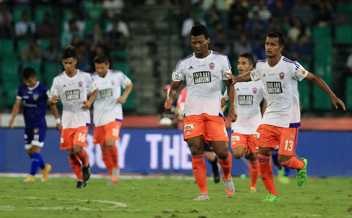 FC Pune City players celebrates a goal during match 20 of the Indian Super League (ISL) season 2 between Chennaiyin FC and FC Pune City held at the Jawaharlal Nehru Stadium, Chennai, Tamil Nadu, India on the 24th October 2015.
Photo by Vipin Pawar / ISL/ SPORTZPICS