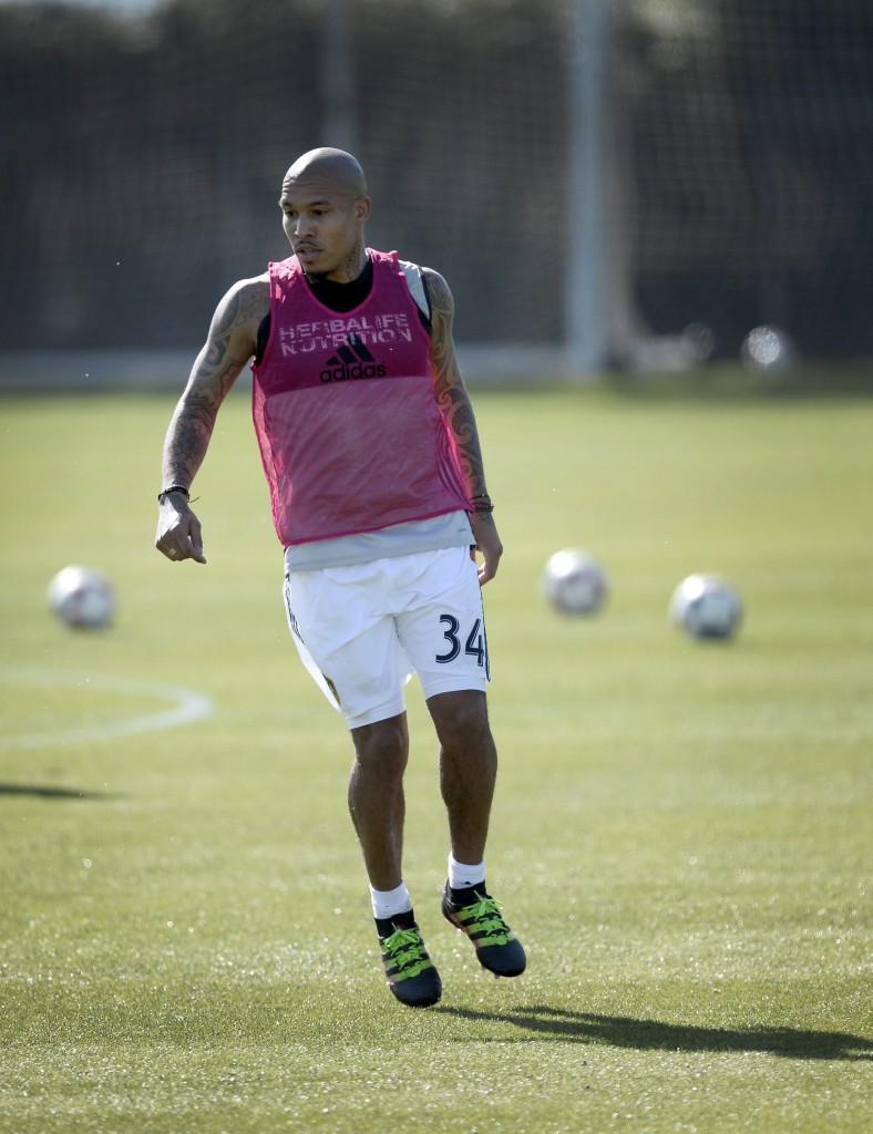 Nigel de Jong, trains in Carson, California, USA, 11 Febuary 2016. EPA/PAUL BUCK