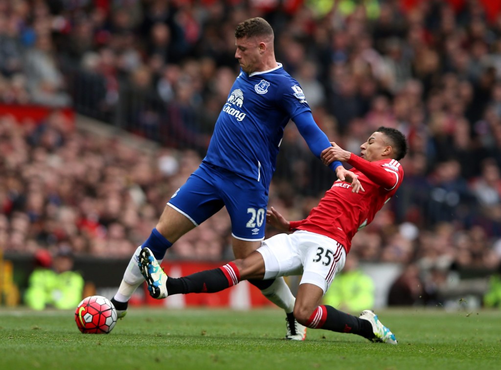 Manchester United v Everton