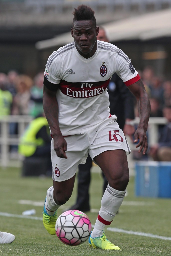 Mario Balotelli during Italian Serie A soccer match between Atalanta and AC Milan at Atleti Azzurri d'Italia in Bergamo, Italy, 03 April 2016. EPA/PAOLO MAGNI
