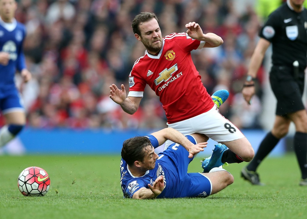 Manchester United v Everton