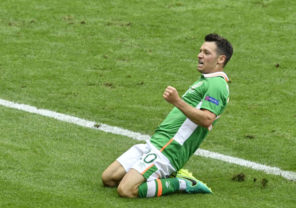 Ireland's midfielder Wesley Hoolahan celebrates after scoring a goal during the Euro 2016 group E football match between Ireland and Sweden at the Stade de France stadium in Saint-Denis on June 13, 2016. / AFP / PHILIPPE LOPEZ (Photo credit should read PHILIPPE LOPEZ/AFP/Getty Images)