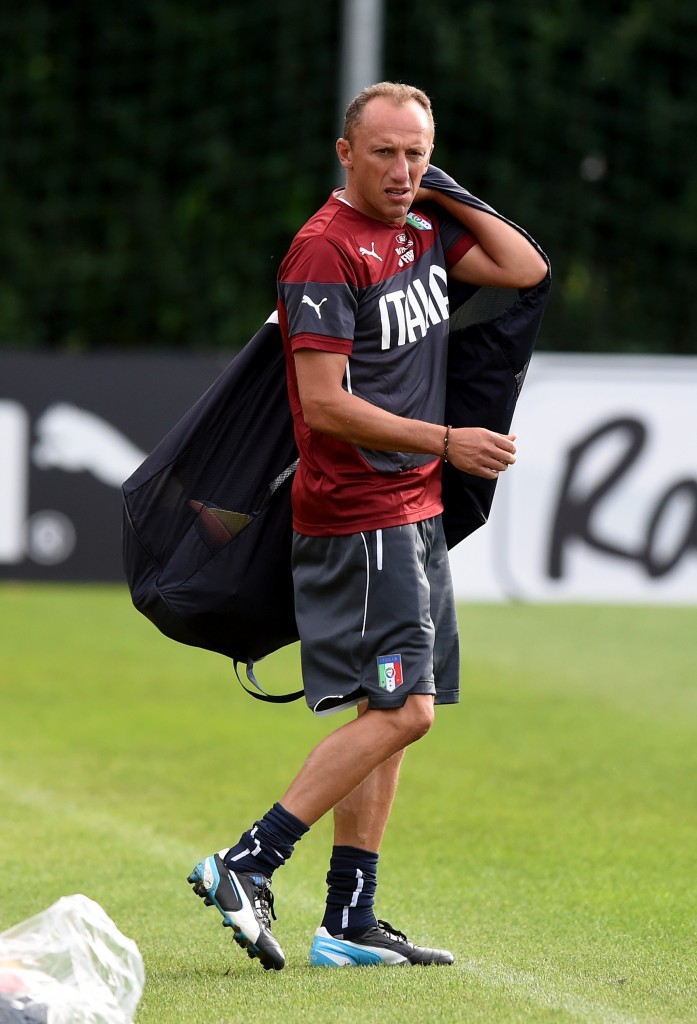 FLORENCE, ITALY - SEPTEMBER 02: Italy goalkeeper coach Gianluca Spinelli during Italy Training Session at Coverciano on September 2, 2014 in Florence, Italy. (Photo by Claudio Villa/Getty Images)