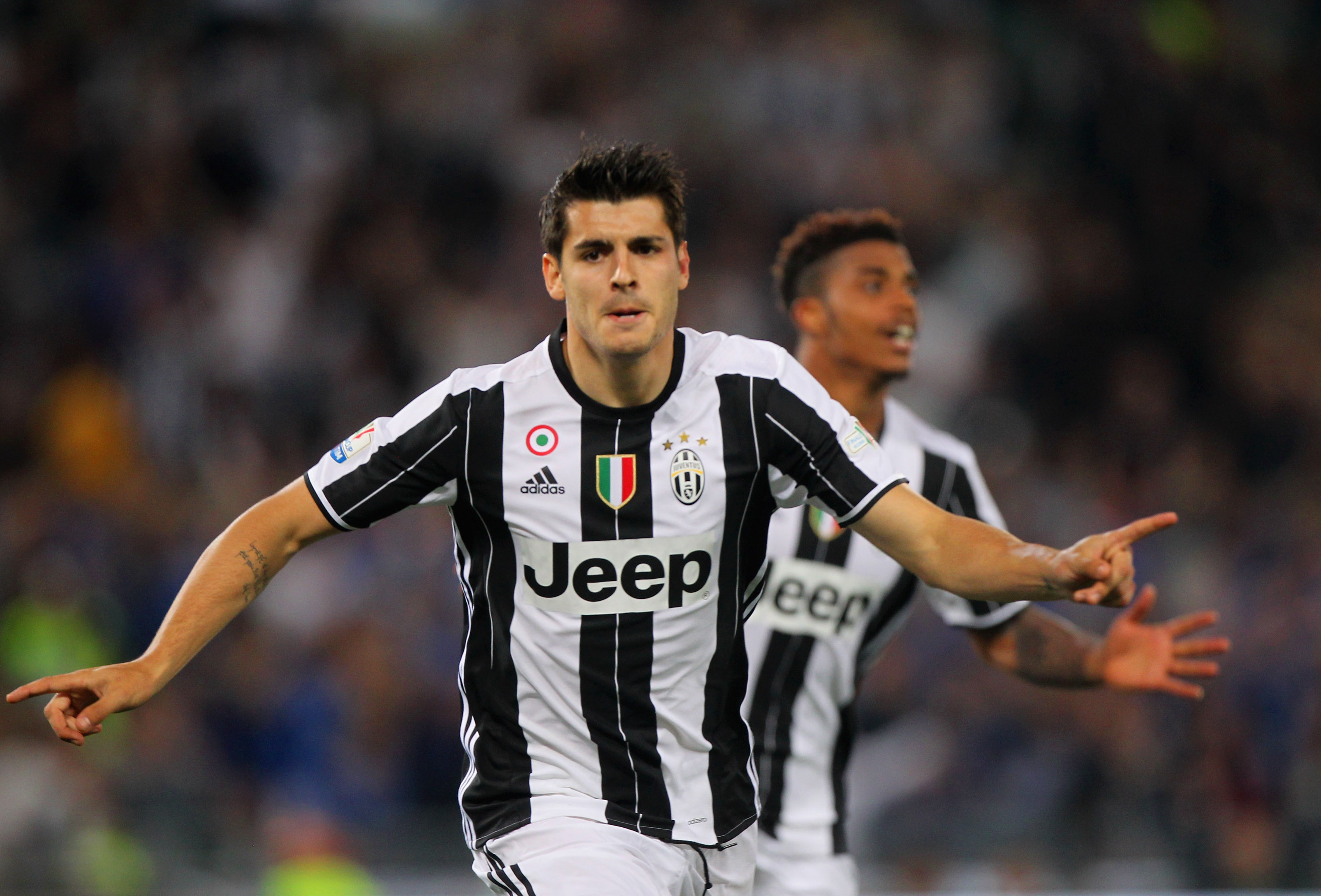 ROME, ITALY - MAY 21: Alvaro Morata of Juventus FC celebrate after scoring the opening goal during the TIM Cup match between AC Milan and Juventus FC at Stadio Olimpico on May 21, 2016 in Rome, Italy. (Photo by Paolo Bruno/Getty Images)