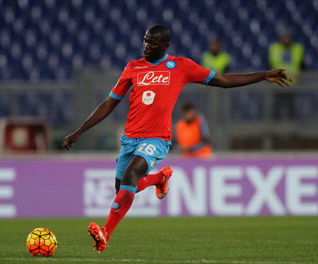 ROME, ITALY - FEBRUARY 03: Kalidou Koulibaly of SSC Napoli in action during the Serie A match between SS Lazio and SSC Napoli at Stadio Olimpico on February 3, 2016 in Rome, Italy. (Photo by Paolo Bruno/Getty Images)