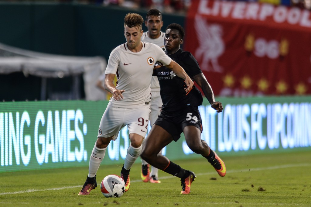 Roma forward Stephan El Shaarawy (92) vies for the ball during their friendly soccer match against Liverpool at Busch Stadium in St. Louis, Missouri on August 1, 2016. / AFP / Michael B. Thomas (Photo credit should read MICHAEL B. THOMAS/AFP/Getty Images)