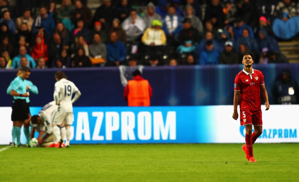 TRONDHEIM, NORWAY - AUGUST 09: Timothee Kolodziejczak of Sevilla leaves the field after being sent off during the UEFA Super Cup match between Real Madrid and Sevilla at Lerkendal Stadion on August 9, 2016 in Trondheim, Norway. (Photo by Michael Steele/Getty Images)
