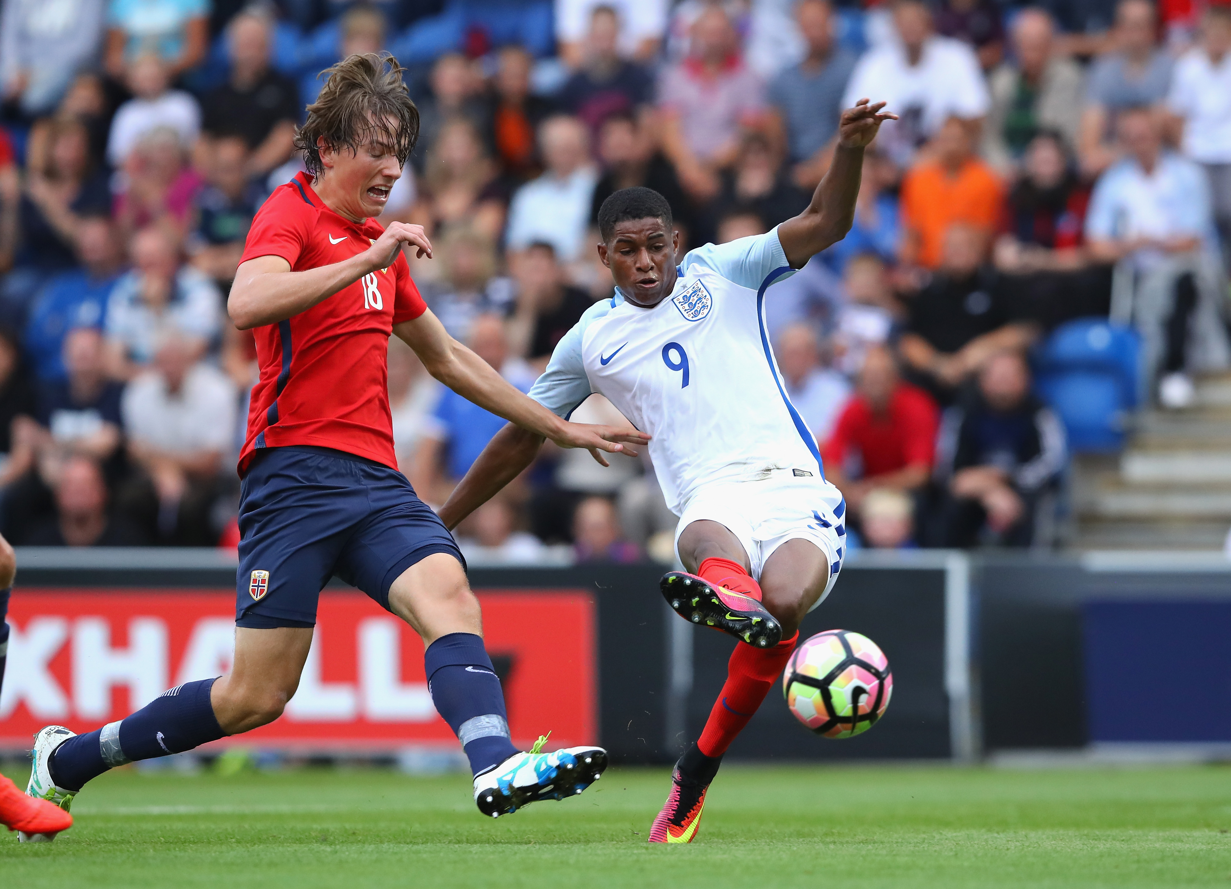 COLCHESTER, ENGLAND - SEPTEMBER 06:  Marcus Rashford of England scores the opening goal during the European Under 21 Qualifier match between England U21 V Norway U21 at Colchester Community Stadium on September 6, 2016 in Colchester, England.  (Photo by Warren Little/Getty Images)