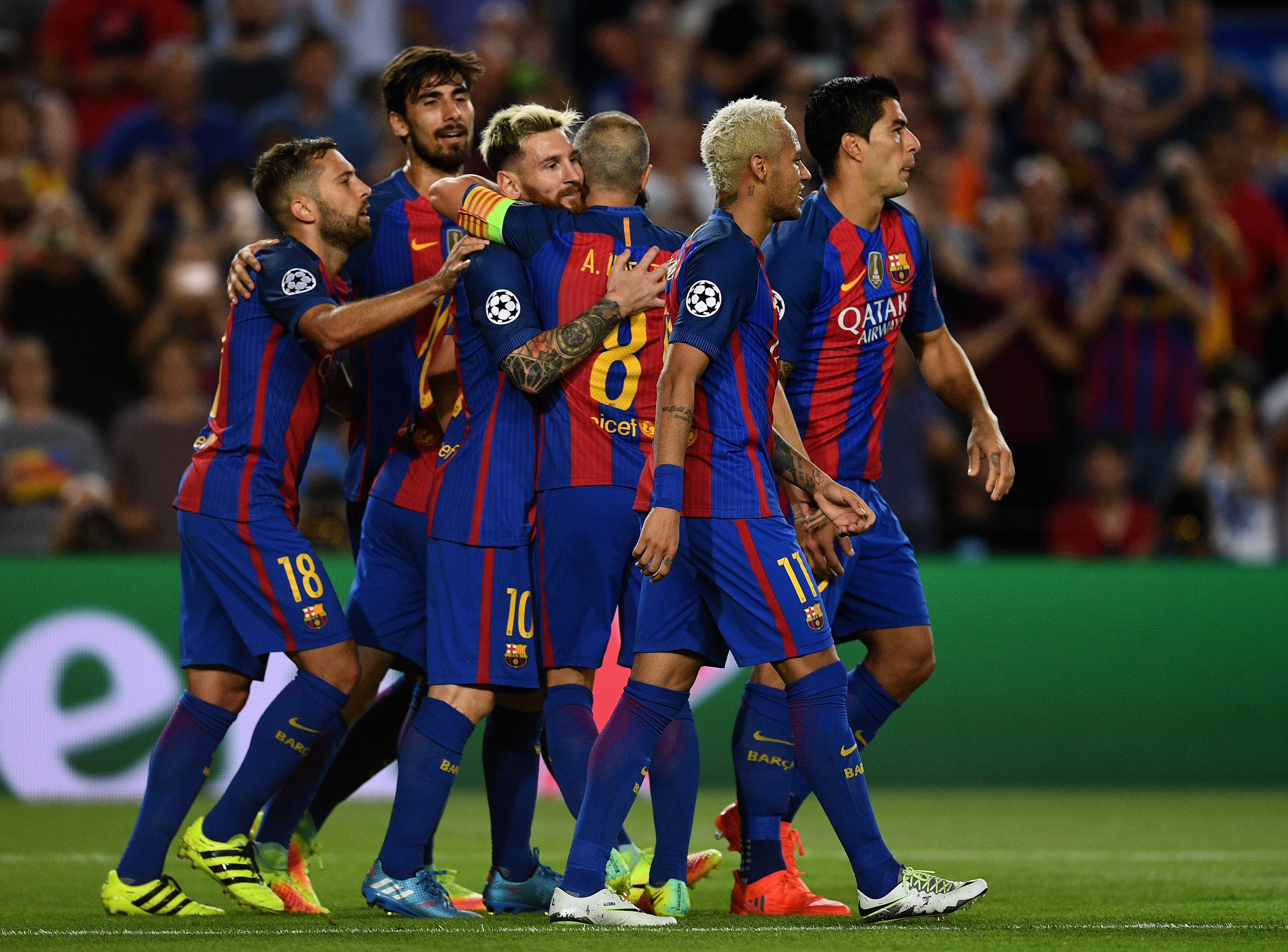 BARCELONA, SPAIN - SEPTEMBER 13: Lionel Messi of Barcelona celebreates scoring his third and his sides fifth goal with team mates during the UEFA Champions League Group C match between FC Barcelona and Celtic FC at Camp Nou on September 13, 2016 in Barcelona, Spain. (Photo by David Ramos/Getty Images)