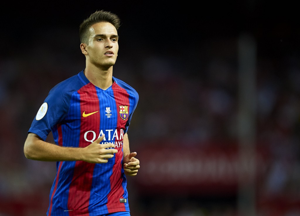 Denis Suarez of FC Barcelona looks on during the match between Sevilla FC vs FC Barcelona as part of the Spanish Super Cup Final 1st Leg at Estadio Ramon Sanchez Pizjuan on August 14, 2016 in Seville, Spain. (Photo by Aitor Alcalde/Getty Images)