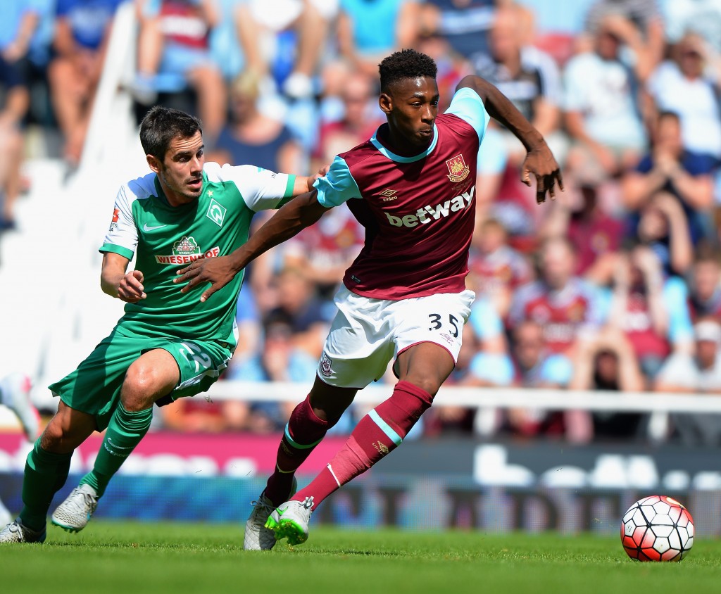 LONDON, ENGLAND - AUGUST 02: Reece Oxford of West Ham United is tackled by Fin Bartels of SV Werder Bremen during the Betway Cup match between West Ham Utd and SV Werder Bremen at Boleyn Ground on August 2, 2015 in London, England. (Photo by Tony Marshall/Getty Images)