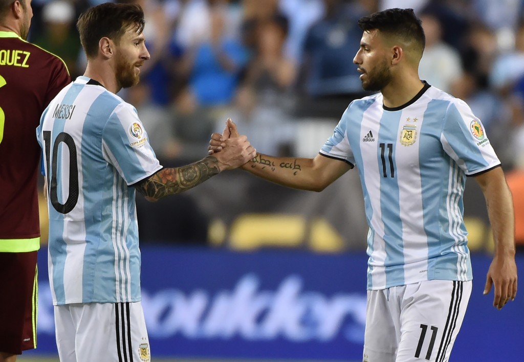 Friendly rivalry on the cards. (Picture Courtesy - AFP/Getty Images)