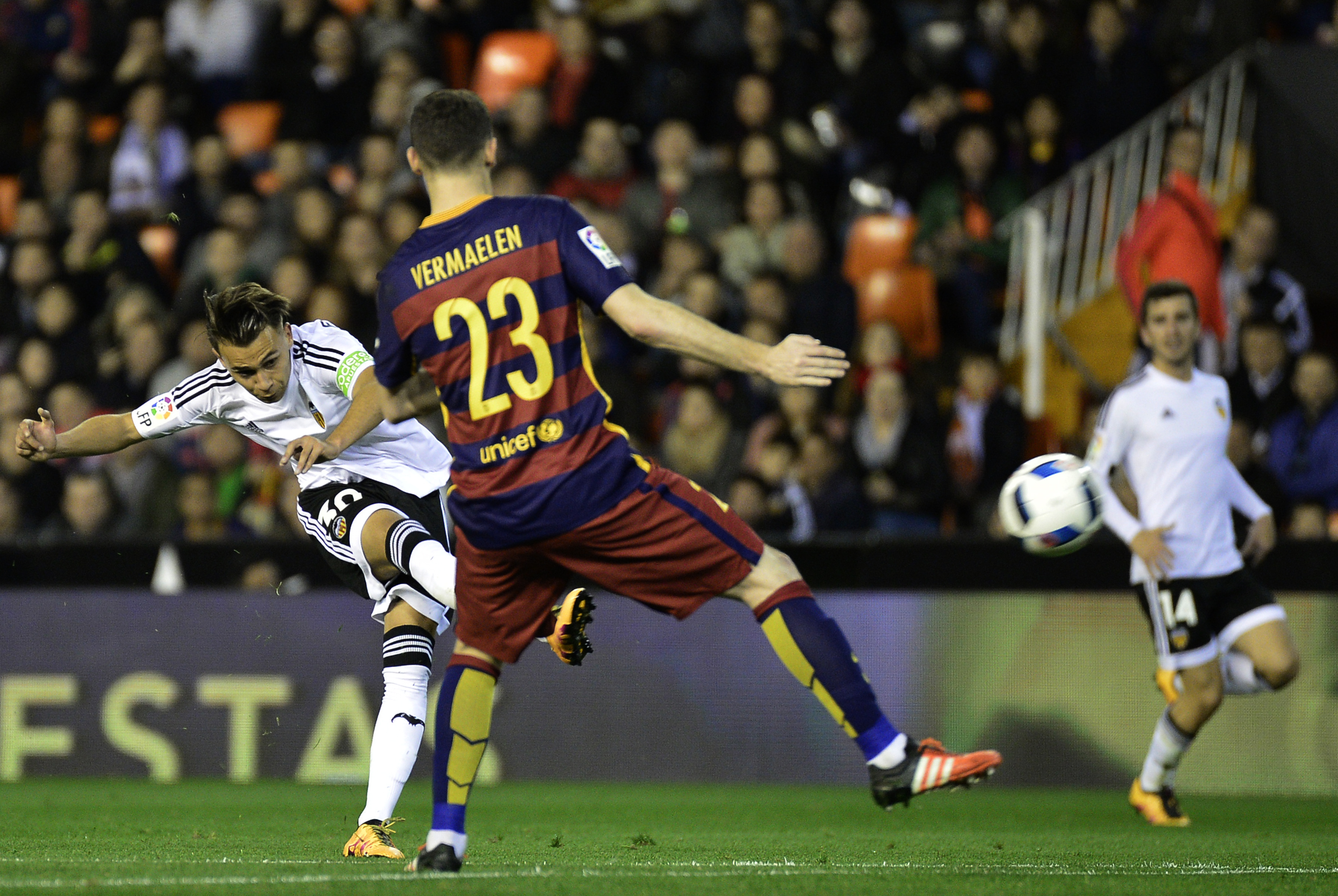 Valencia's midfielder Francisco Jose Villalba kicks the ball during the Spanish Copa del Rey (King's Cup) semifinal second leg match Valencia CF vs FC Barcelona at the Mestalla stadium in Valencia on February 10, 2016. / AFP / JOSE JORDAN        (Photo credit should read JOSE JORDAN/AFP/Getty Images)