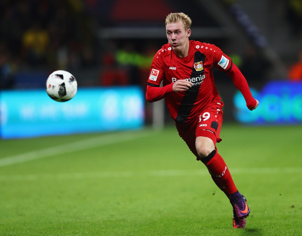 LEVERKUSEN, GERMANY - OCTOBER 01: Julian Brandt of Bayer 04 Leverkusen in action during the Bundesliga match between Bayer 04 Leverkusen and Borussia Dortmund at BayArena on October 1, 2016 in Leverkusen, Germany. (Photo by Dean Mouhtaropoulos/Bongarts/Getty Images)