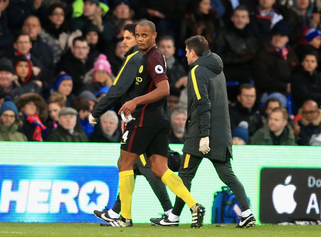 LONDON, ENGLAND - NOVEMBER 19: Vincent Kompany of Manchester City is taken off injured during the Premier League match between Crystal Palace and Manchester City at Selhurst Park on November 19, 2016 in London, England. (Photo by Stephen Pond/Getty Images)