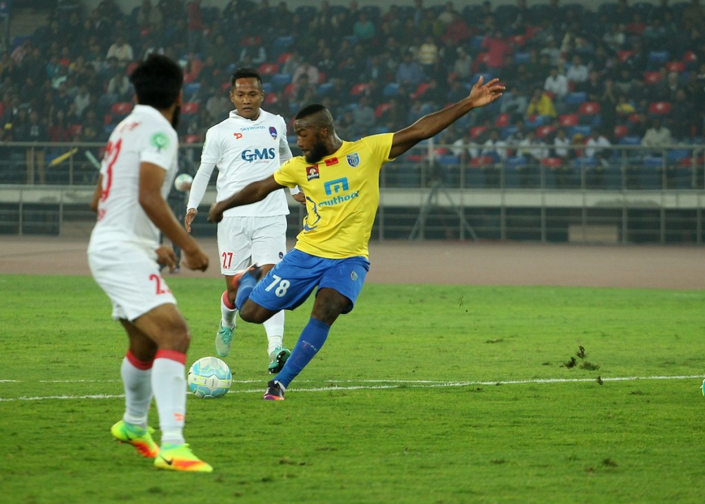 A brilliant Duckens Nazon solo effort was the highlight of the match. (Picture Courtesy - ISL)