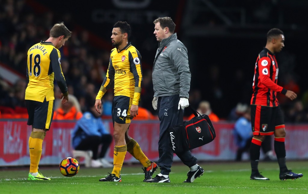 BOURNEMOUTH, ENGLAND - JANUARY 03: Francis Coquelin (2nd L) of Arsneal walks off the pitch after picking up an injury during the Premier League match between AFC Bournemouth and Arsenal at Vitality Stadium on January 3, 2017 in Bournemouth, England. (Photo by Michael Steele/Getty Images)