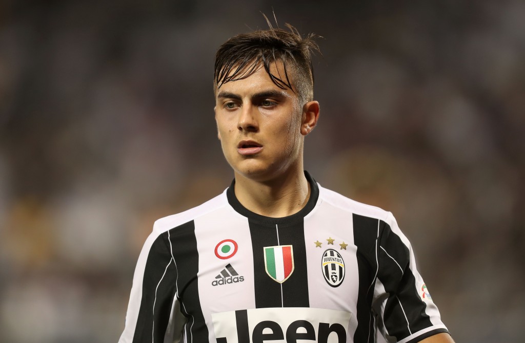 Juventus' Paulo Dybala plays during the Italian Super Cup final match between AC Milan and Juventus in Doha on December 23, 2016. (Photo by Karim Jaafar/AFP/Getty Images)