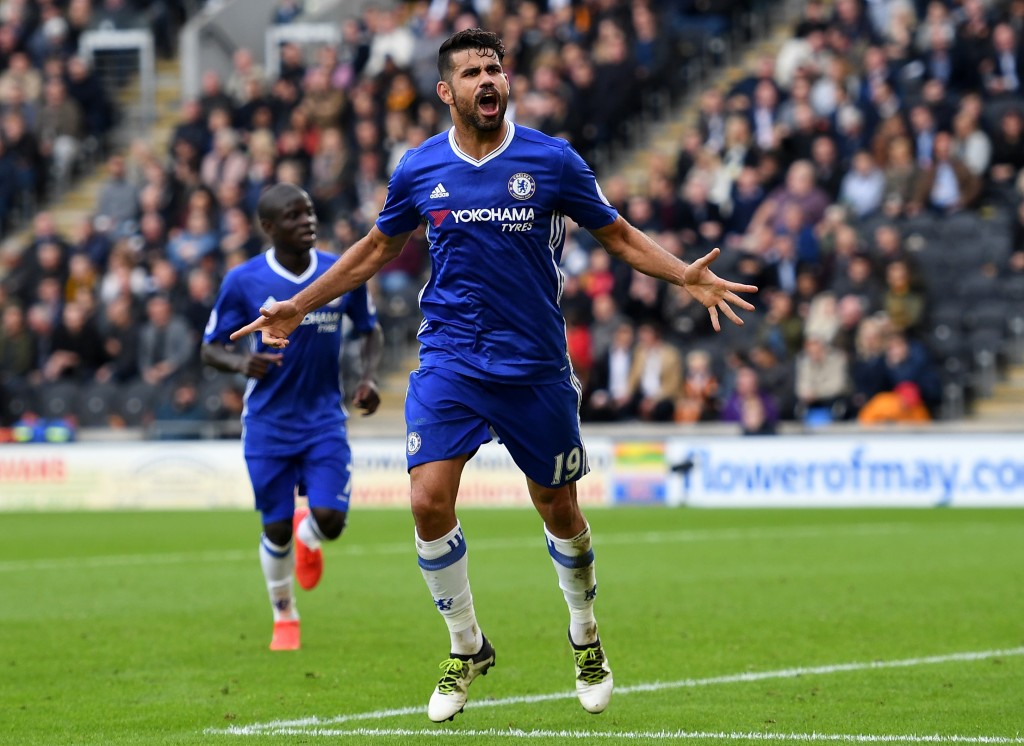 HULL, ENGLAND - OCTOBER 01: Diego Costa of Chelsea celebrates scoring his sides second goal during the Premier League match between Hull City and Chelsea at KCOM Stadium on October 1, 2016 in Hull, England. (Photo by Shaun Botterill/Getty Images)