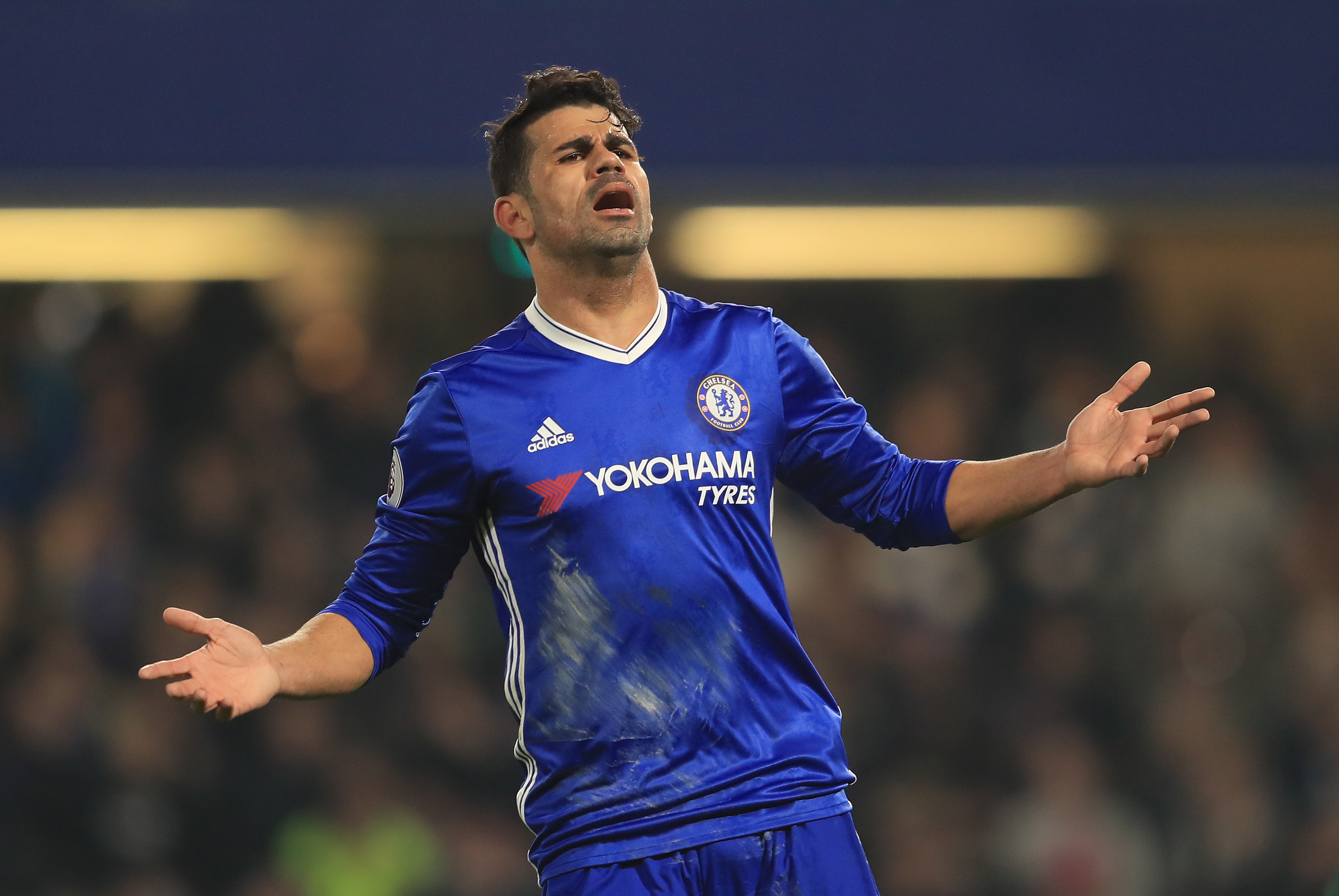 LONDON, ENGLAND - JANUARY 22: Diego Costa of Chelsea reacts during the Premier League match between Chelsea and Hull City at Stamford Bridge on January 22, 2017 in London, England. (Photo by Richard Heathcote/Getty Images)