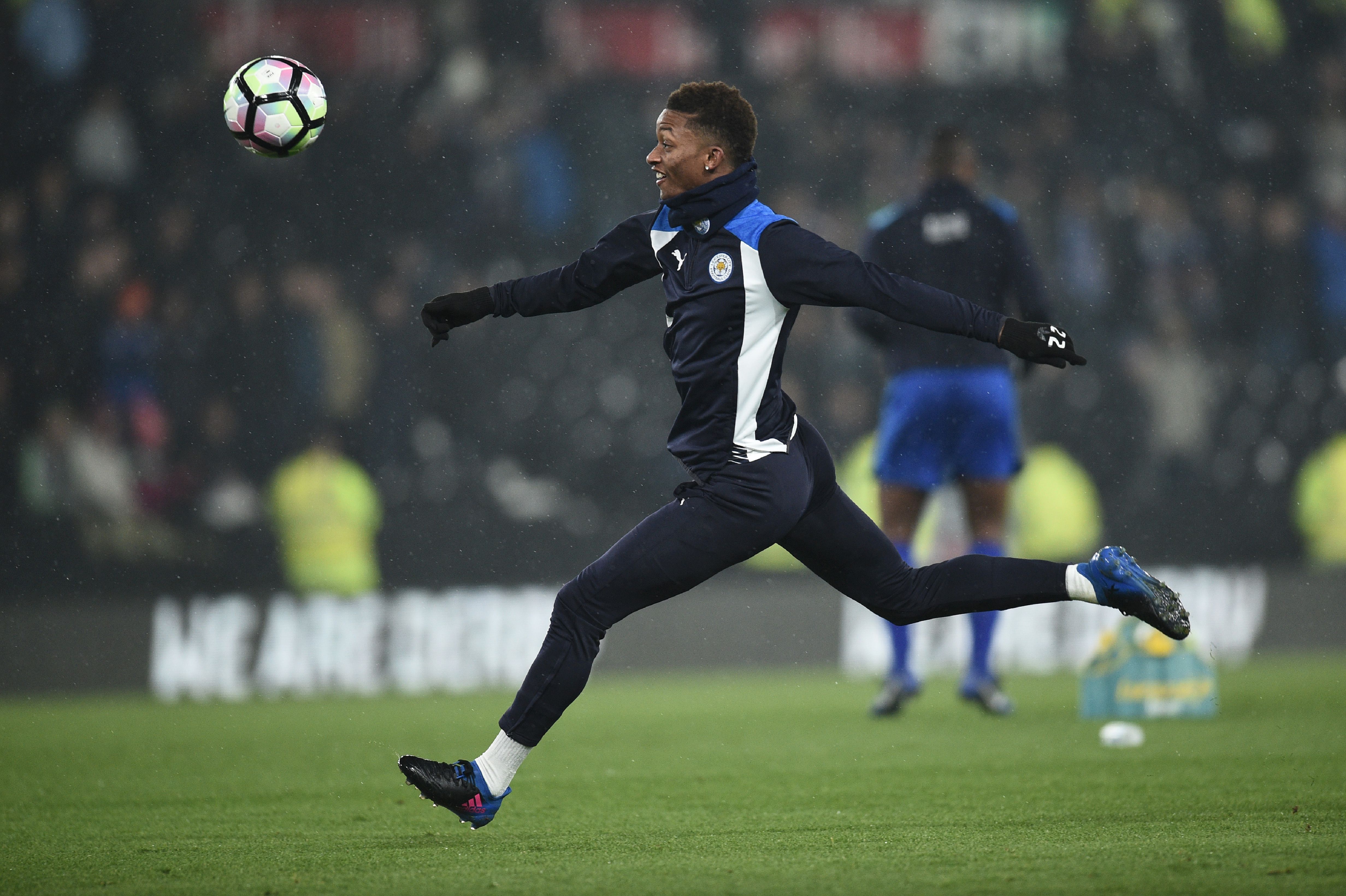 Leicester City's English midfielder Demarai Gray warms up before the English FA Cup fourth round football match between Derby County and Leicester City at Pride Park Stadium in Derby, central England on January 27, 2017. / AFP / Oli SCARFF / RESTRICTED TO EDITORIAL USE. No use with unauthorized audio, video, data, fixture lists, club/league logos or 'live' services. Online in-match use limited to 75 images, no video emulation. No use in betting, games or single club/league/player publications.  /         (Photo credit should read OLI SCARFF/AFP/Getty Images)