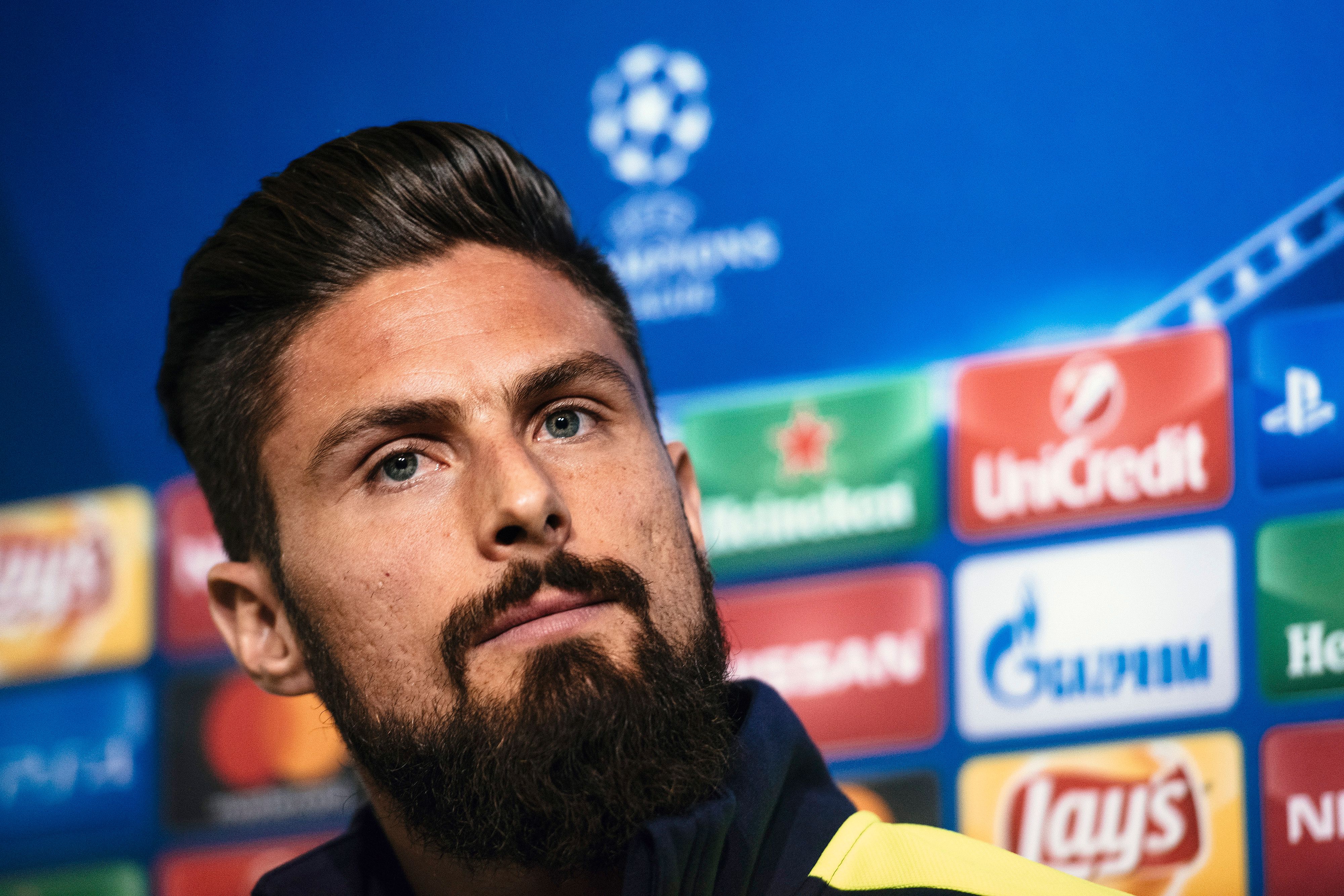 Arsenal's French forward Olivier Giroud gives a press conference on the eve of the UEFA Champions League group A football match between Ludogorets and Arsenal in Sofia on October 31, 2016. / AFP / DIMITAR DILKOFF (Photo credit should read DIMITAR DILKOFF/AFP/Getty Images)