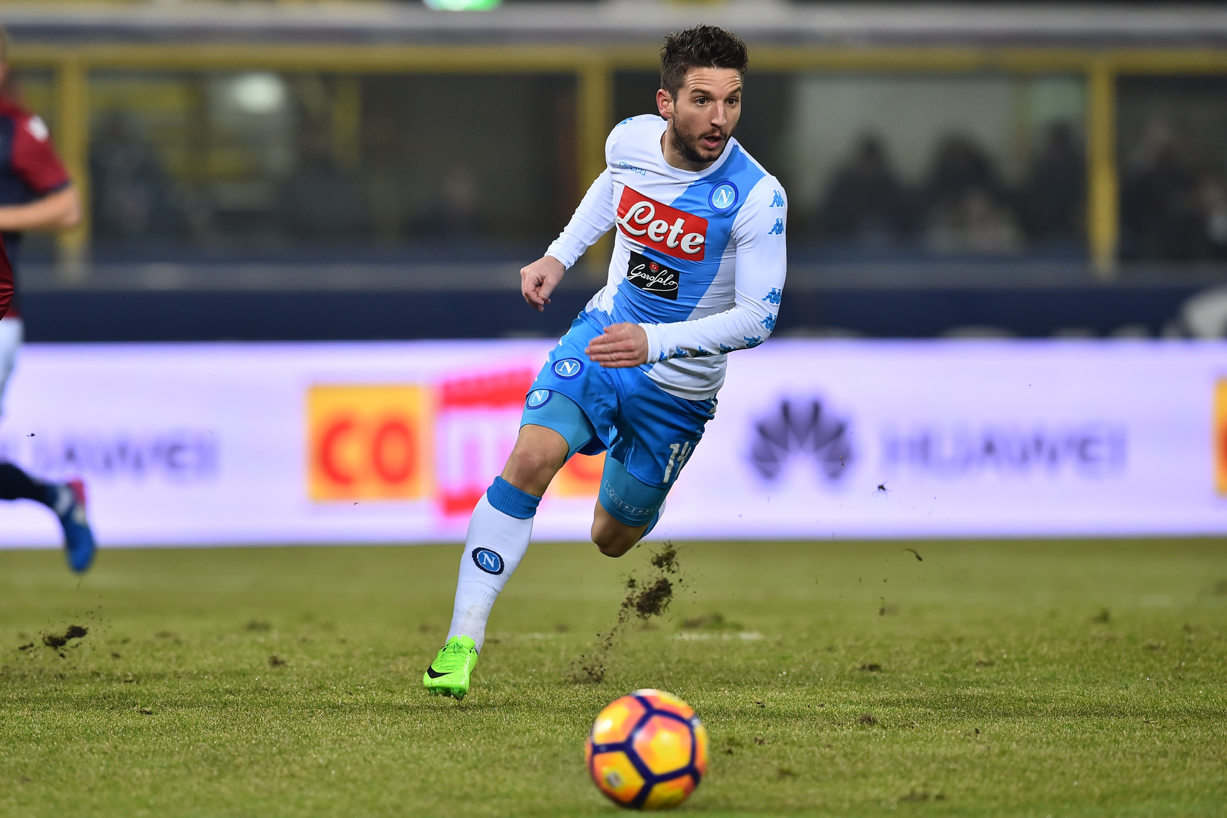 Napoli's forward from Belgium Dries Mertens controls the ball during the Italian Serie A football match Bologna vs Napoli at "Renato Dall'Ara Stadium" in Bologna on February 4, 2017. / AFP / GIUSEPPE CACACE (Photo credit should read GIUSEPPE CACACE/AFP/Getty Images)