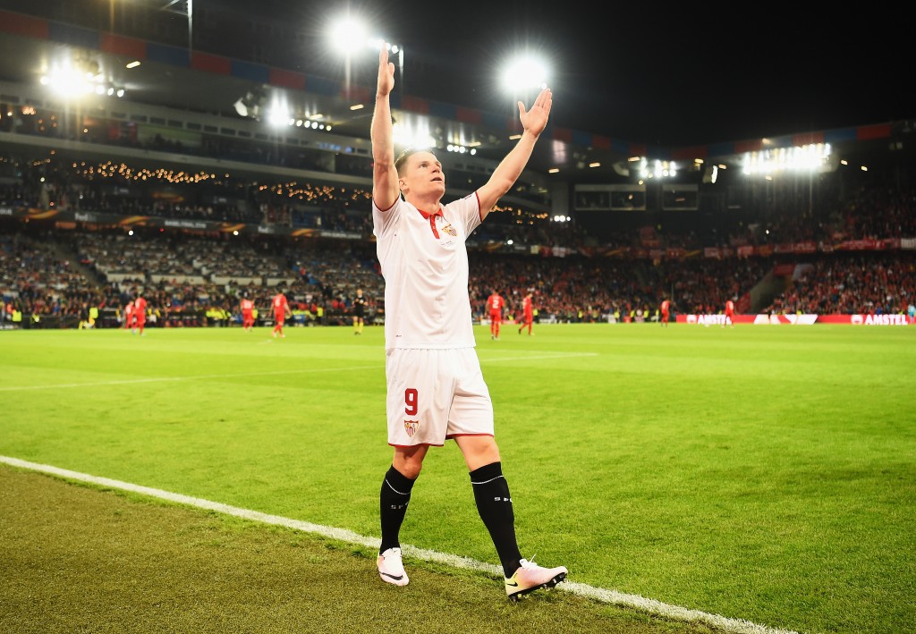 BASEL, SWITZERLAND - MAY 18: Kevin Gameiro of Sevilla celebrates scoring his team's first goal during the UEFA Europa League Final match between Liverpool and Sevilla at St. Jakob-Park on May 18, 2016 in Basel, Switzerland. (Photo by Lars Baron/Getty Images)