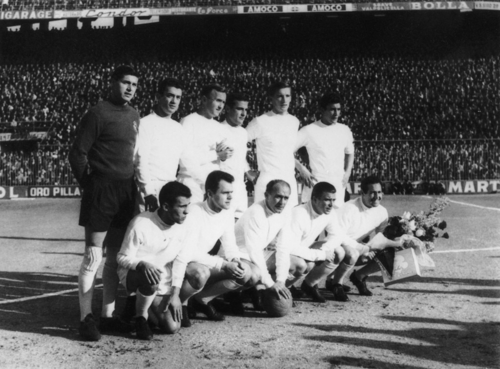 Real offered Manchester United to have Puskas, but unfortunately the Old Trafford club could not sign him due to FA rules against non-English speaking players. Di Stefano was also offered for a season-long loan but United failed to land him as they were not able to pay his wages due to financial crisis. (Photo Courtesy: Central Press/Hulton Archive/Getty Images