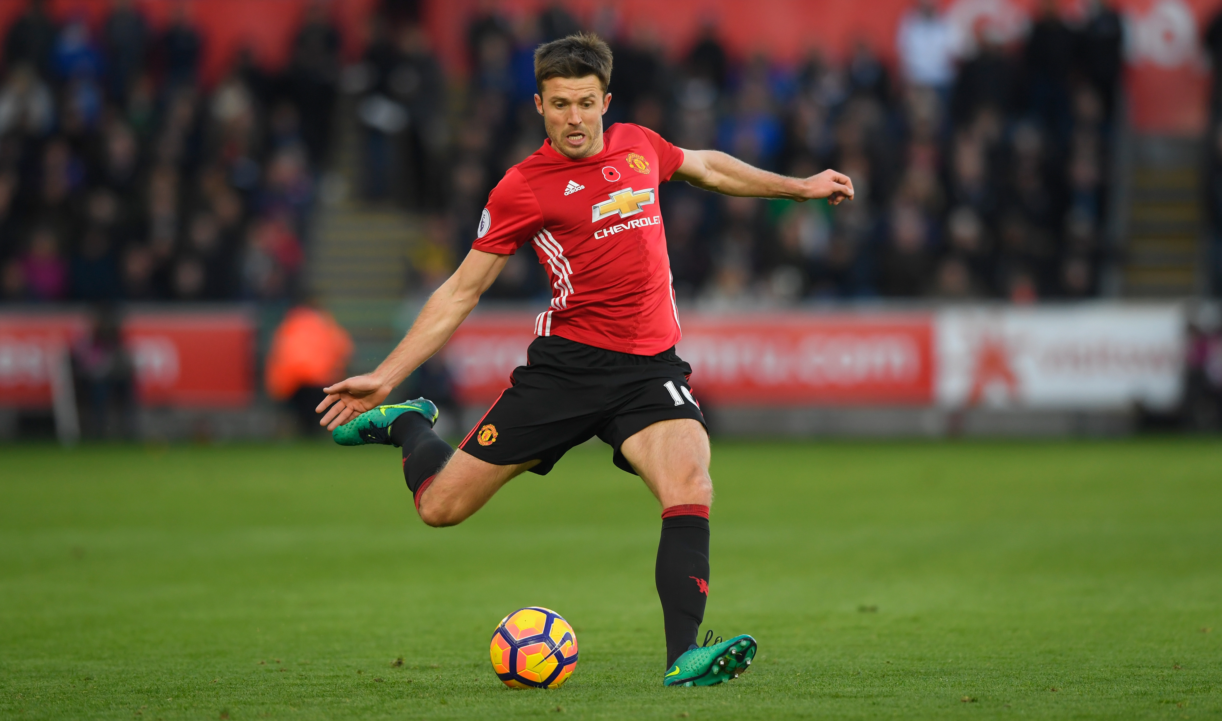 SWANSEA, WALES - NOVEMBER 06: United player Michael Carrick in action during the Premier League match between Swansea City and Manchester United at Liberty Stadium on November 6, 2016 in Swansea, Wales. (Photo by Stu Forster/Getty Images)
