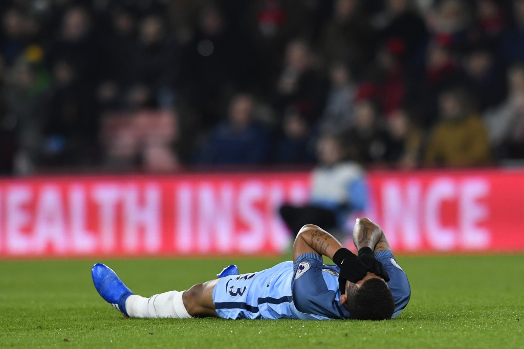 BOURNEMOUTH, ENGLAND - FEBRUARY 13: Gabriel Jesus of Manchester City reacts as he lies injured on the turf during the Premier League match between AFC Bournemouth and Manchester City at Vitality Stadium on February 13, 2017 in Bournemouth, England. (Photo by Stu Forster/Getty Images)