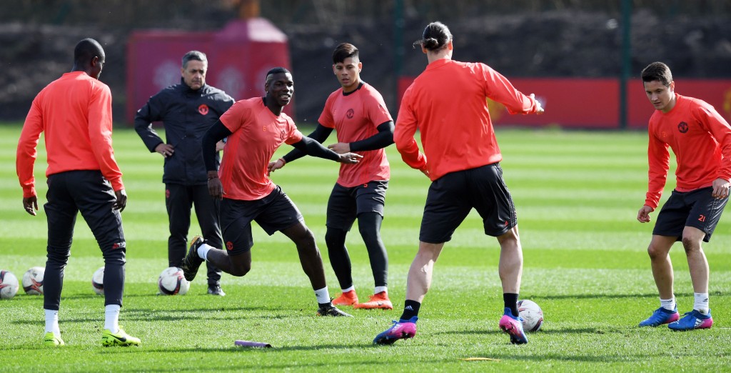 The Manchester United players prepare ahead of Thursday's match. (Photo courtesy - Paul Ellis/AFP/Getty Images)