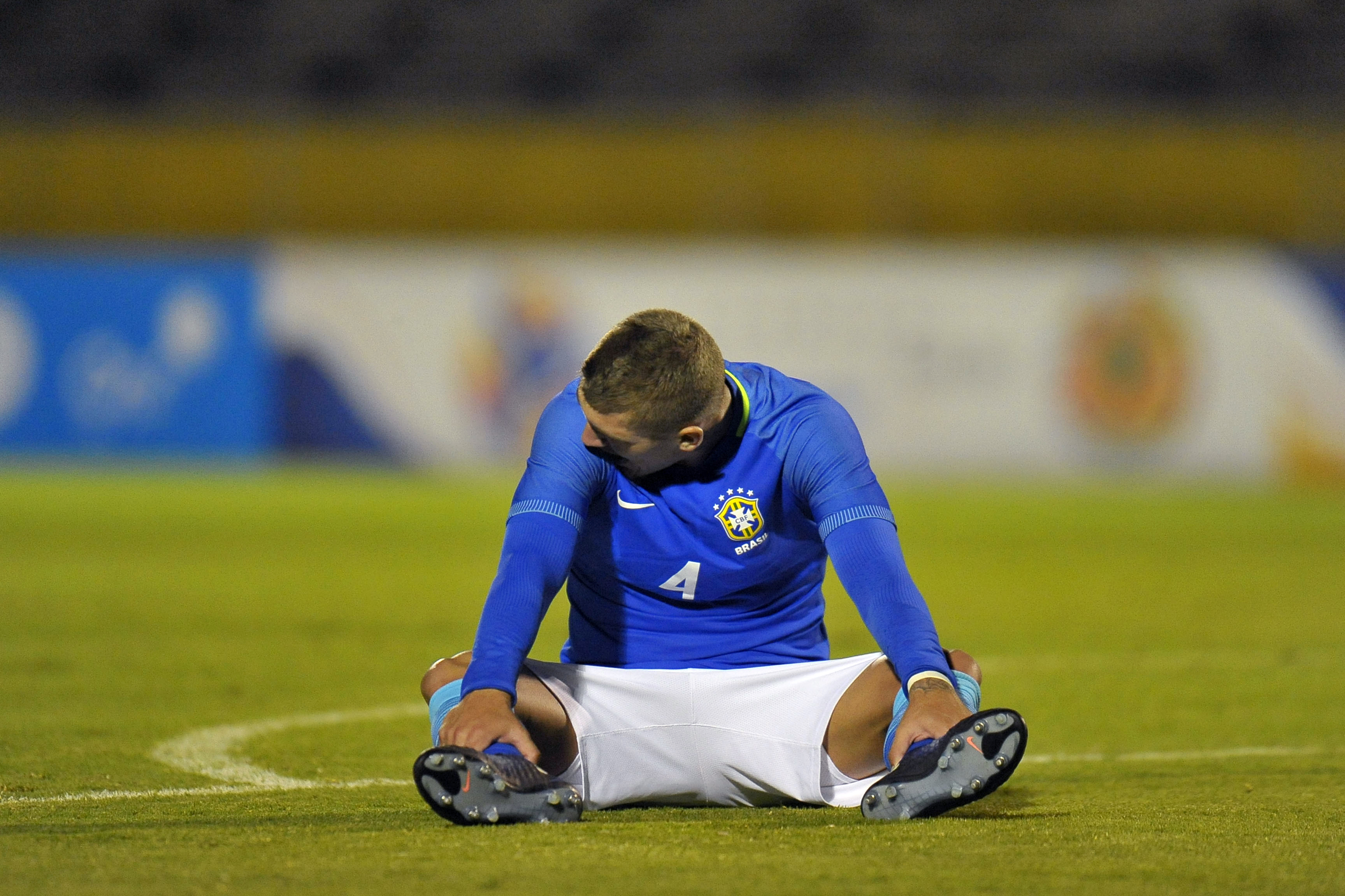 Brazil's player Lyanco reacts at the end of their South American Championship U-20 football match against Colombia at the Olimpico Atahualpa stadium in Quito on February 11, 2017.
The match ended 0-0. / AFP / JUAN CEVALLOS (Photo credit should read JUAN CEVALLOS/AFP/Getty Images)