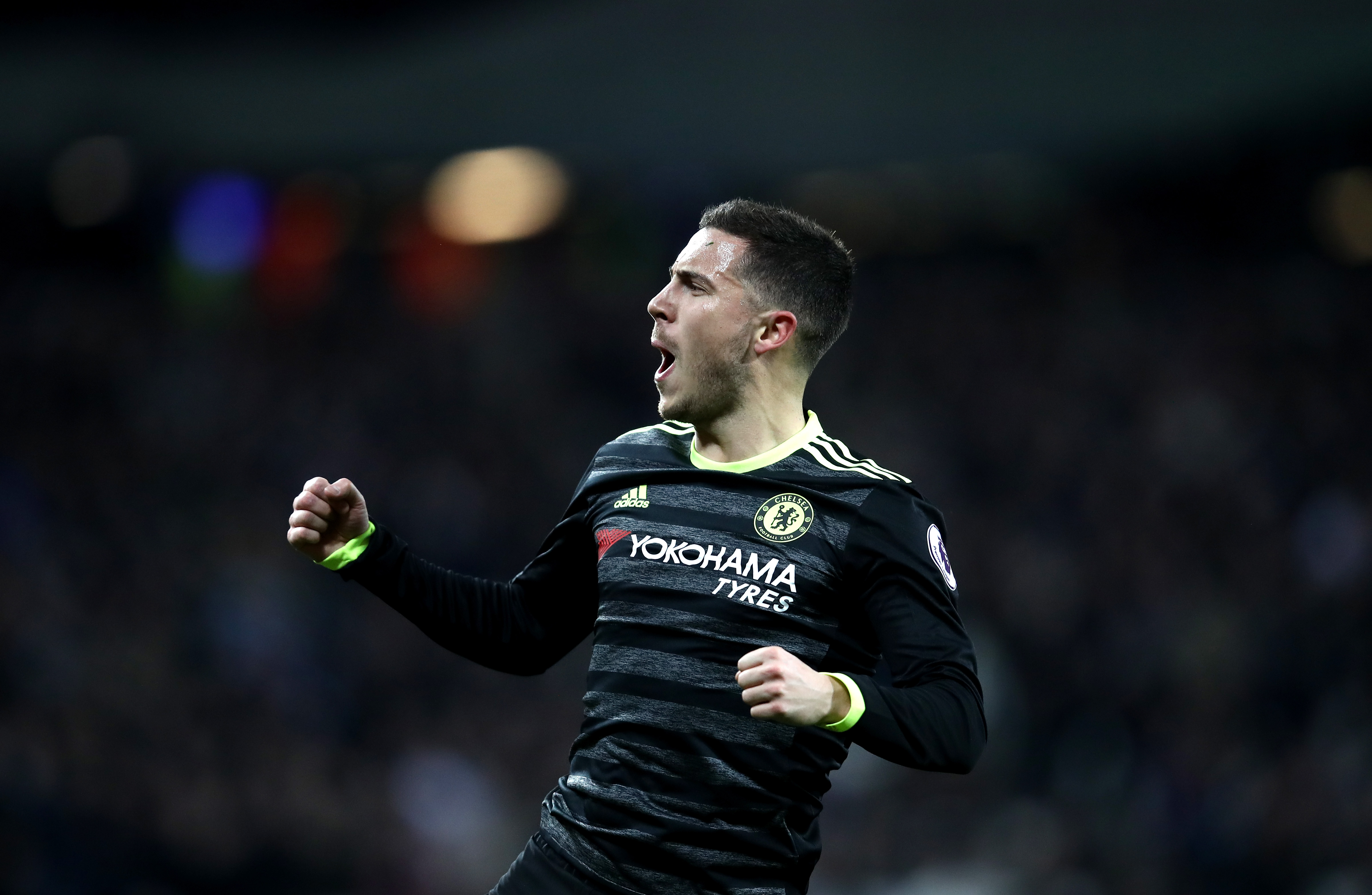 STRATFORD, ENGLAND - MARCH 06: Eden Hazard of Chelsea celebrates after he scores his side first goal during the Premier League match between West Ham United and Chelsea at London Stadium on March 6, 2017 in Stratford, England. (Photo by Julian Finney/Getty Images)