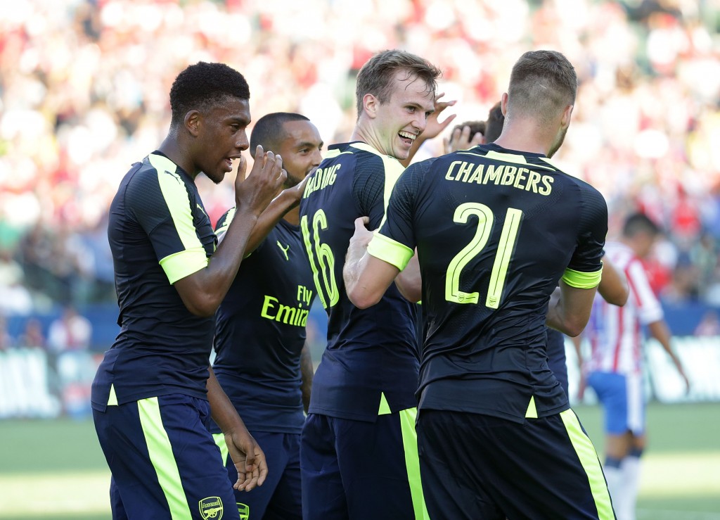 Wenger started with a centre-back pairing of Rob Holding and Calum Chambers for the game, hardly the pairing you see a top club deploy, that too against a fellow league rival. (Picture Courtesy - AFP/Getty Images)